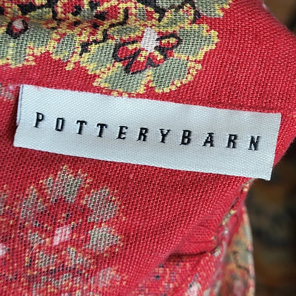 Pottery Barn Pair (2) Greta Bhotah Red Paisley Stand. Pillow Shams 85% Linen